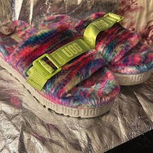 COPY - Gently used Ugg slippers